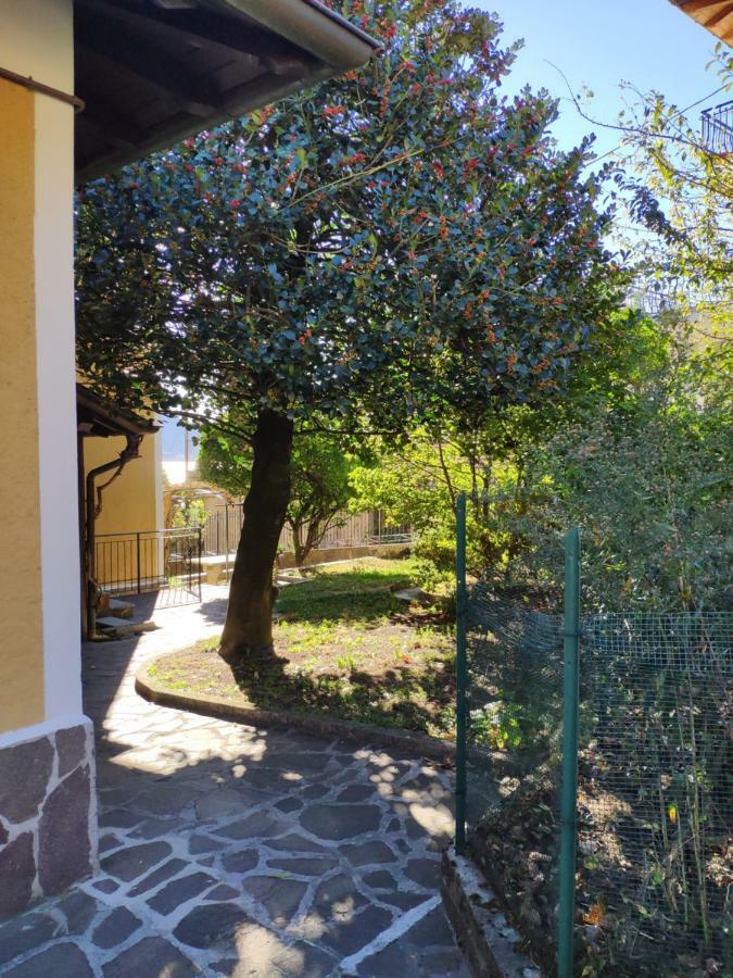 Casa Gialla جيرا لاريو المظهر الخارجي الصورة